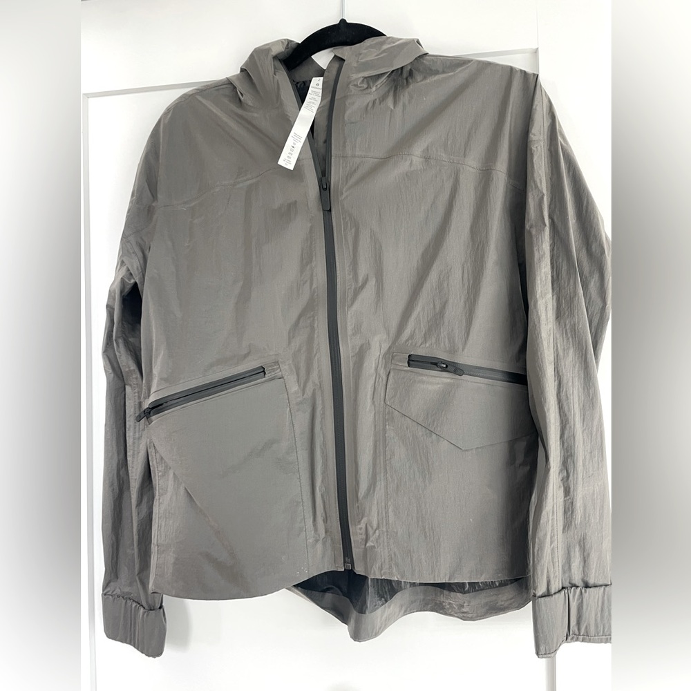 Lululemon  metallic grey/ silver windbreaker